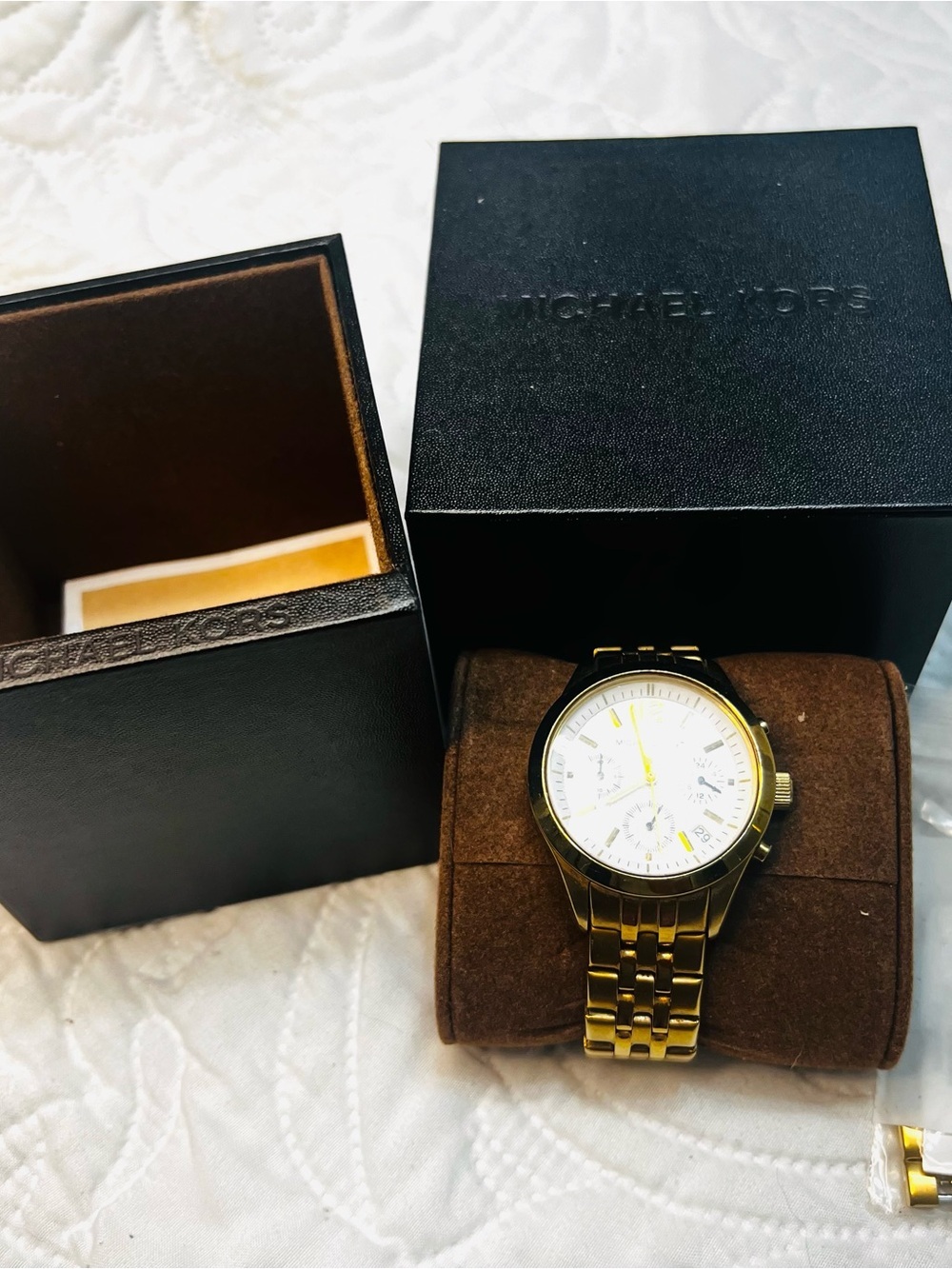Michael Kors Womens Chronograph
Watch MK5192 Gold Tone Stainless Steel Steel